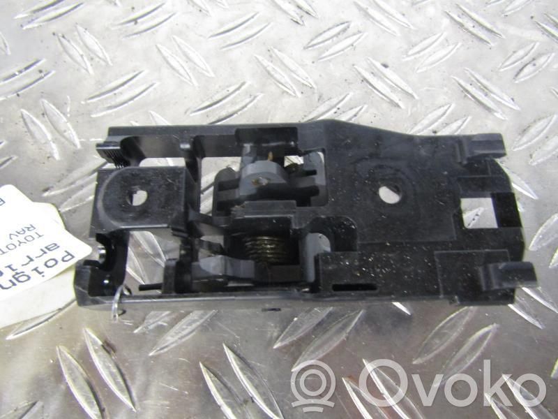 Toyota RAV 4 (XA20) Manecilla interna puerta trasera 