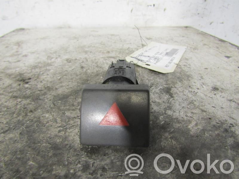 Ford Transit -  Tourneo Connect Botón interruptor de luz de peligro 