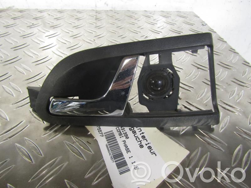 Manecilla interna puerta trasera   1U4839221BJNW