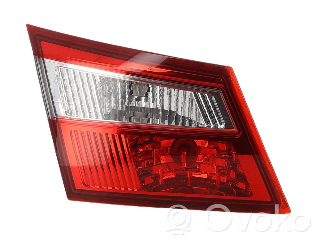 Renault Latitude (L70) Luces portón trasero/de freno