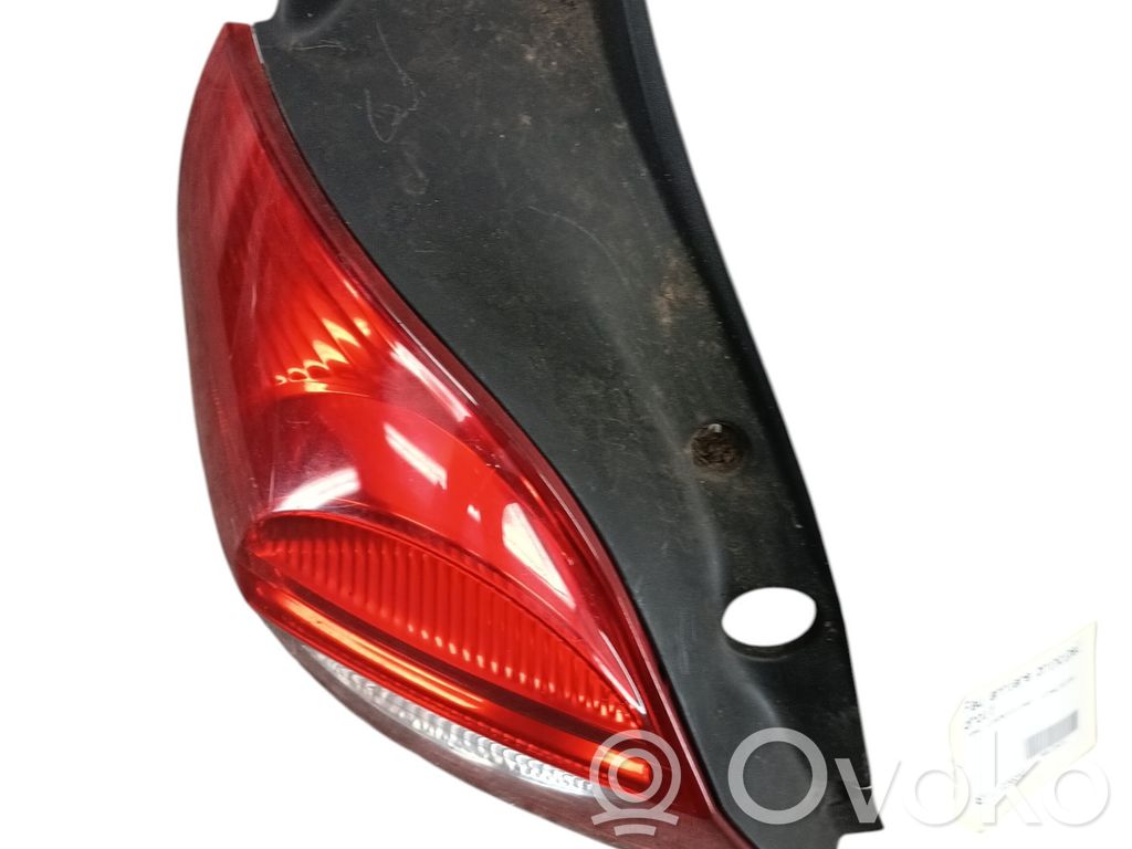 Renault Clio III Luci posteriori