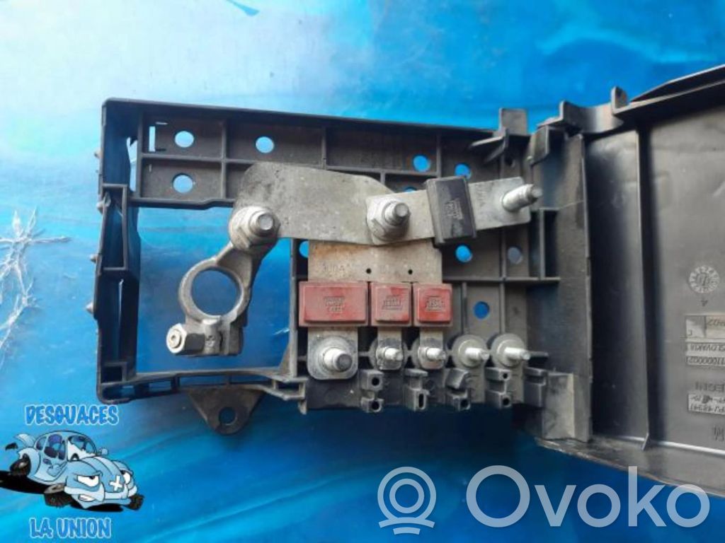 Opel Astra J Módulo de fusible 