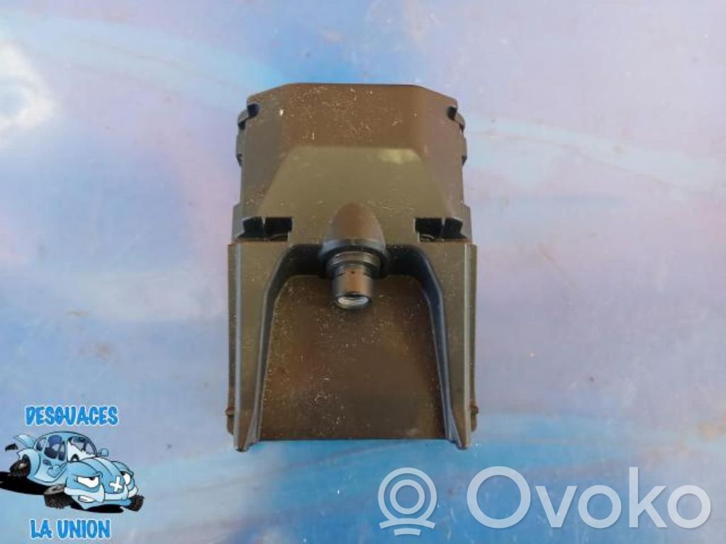 Citroen Berlingo Front bumper camera 