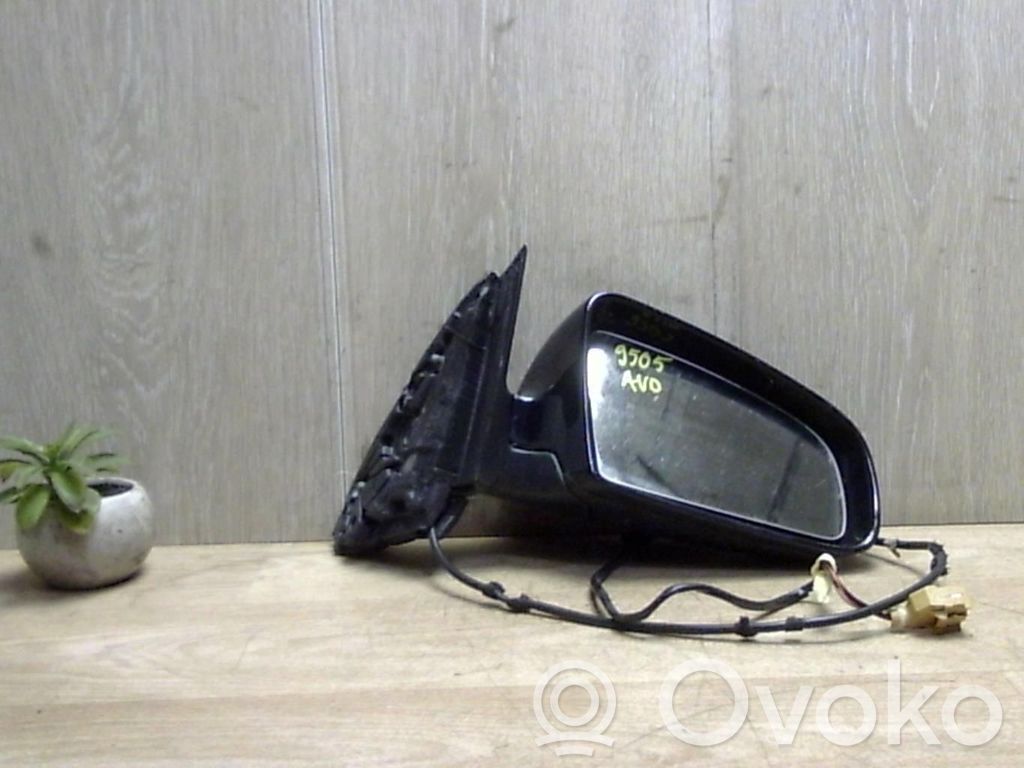Audi A4 S4 B7 8E 8H Oglindă exterioară manuală 