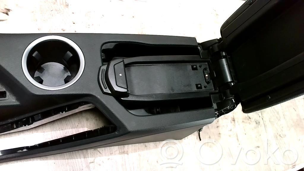 Center console   51169285157,51169285157