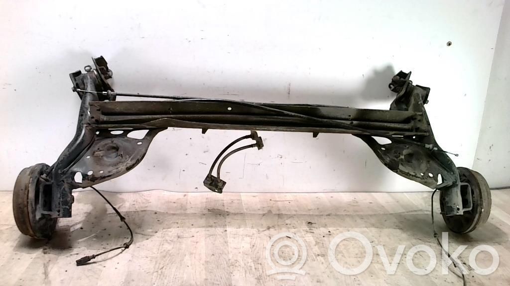 Nissan Micra C+C Hinterachse 