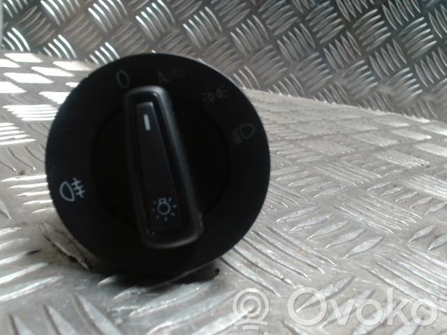 Volkswagen Polo VI Comutator control nivel faruri