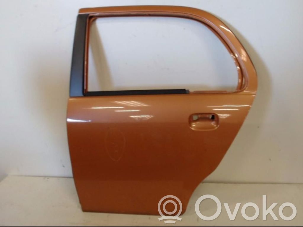 Daihatsu Trevis Puerta trasera 