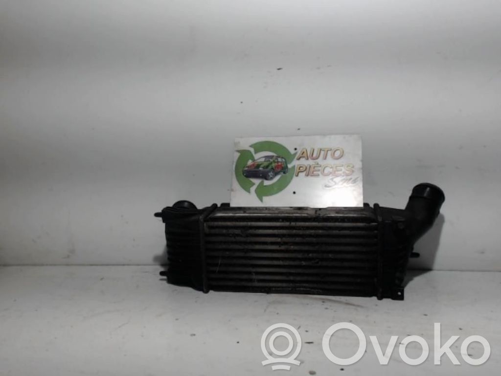 Peugeot 407 Chłodnica powietrza doładowującego / Intercooler 