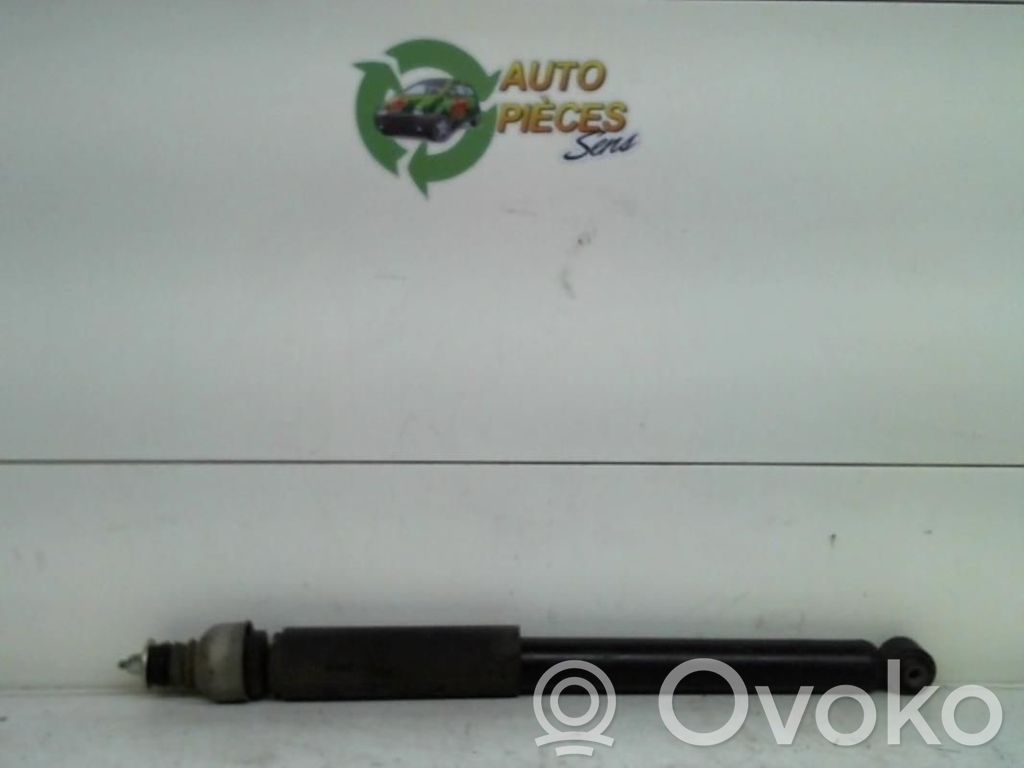 Nissan Juke I F15 Amortizor spate 
