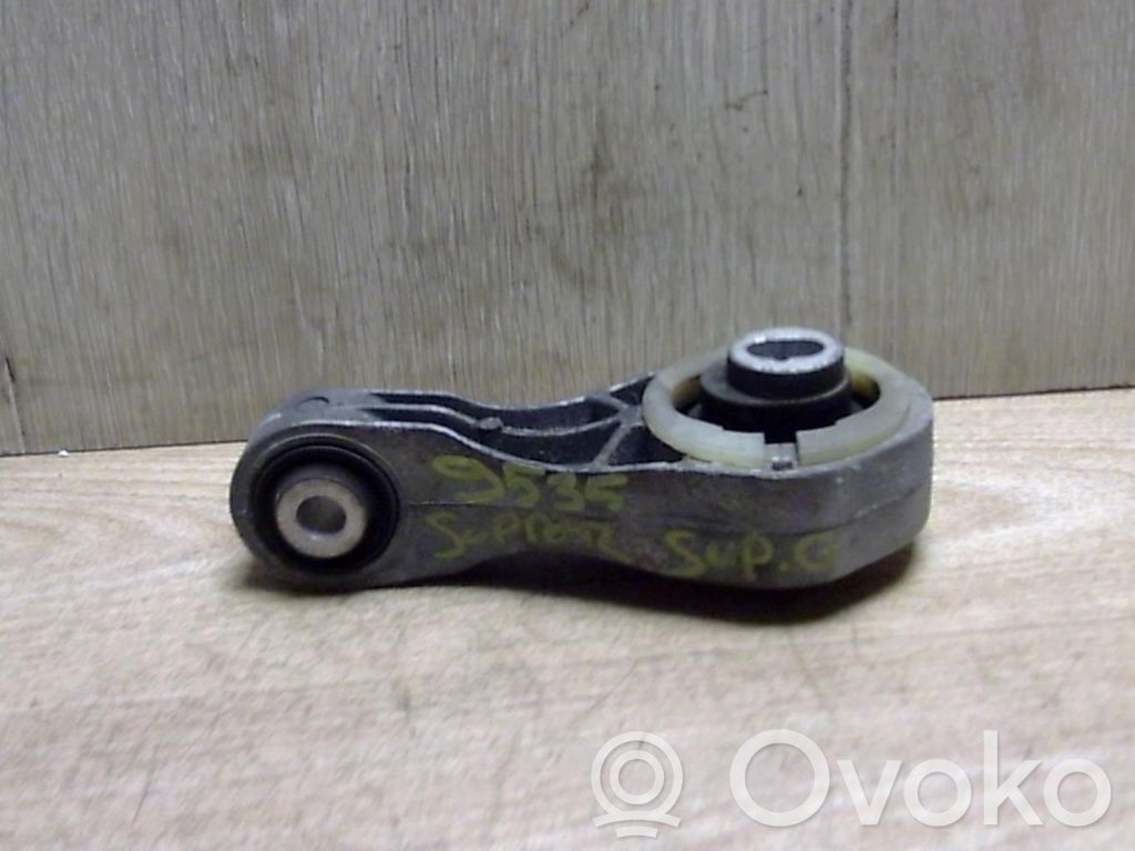 Soporte de montaje del motor