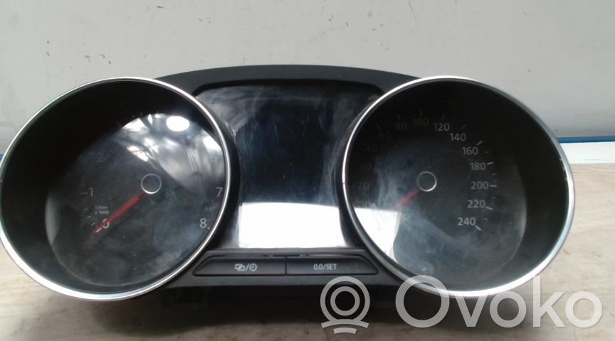 Volkswagen Polo V 6R Tachimetro (quadro strumenti)