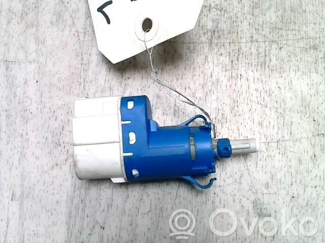 Interruptor sensor del pedal de freno   4832217,4832217