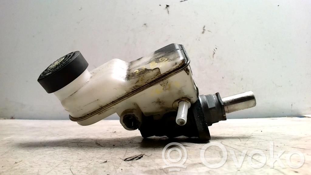 Toyota Yaris Verso Główny cylinder hamulca 