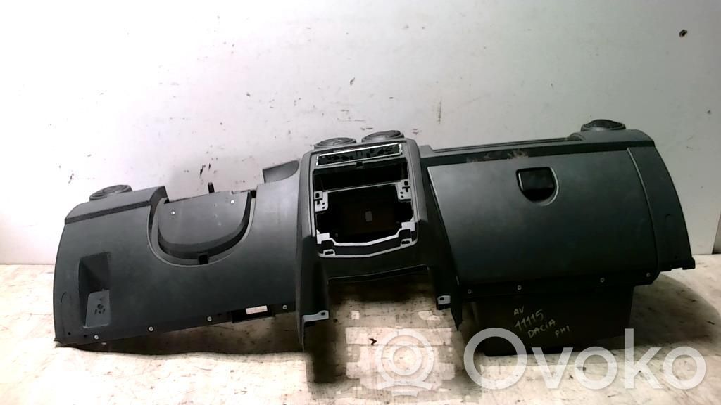 Dacia Logan I Bord 