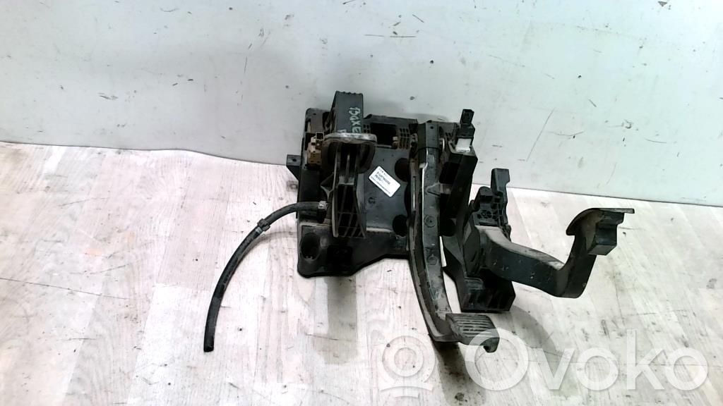 Conjunto de pedal   4500J4,4500J4