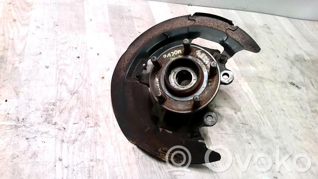 Volvo C30 Priekinė stebulė 