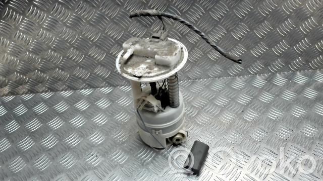 Nissan Micra C+C Pompă combustibil în rezervor 