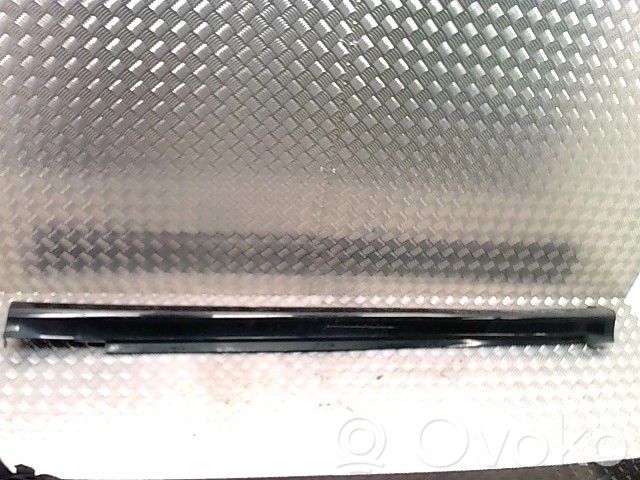 Mercedes-Benz B W245 Listón 
