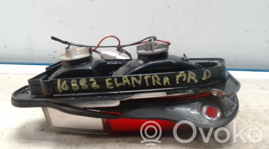Hyundai Elantra Takavalot