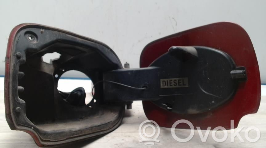 Renault Clio III Tankdeckel Tankklappe 