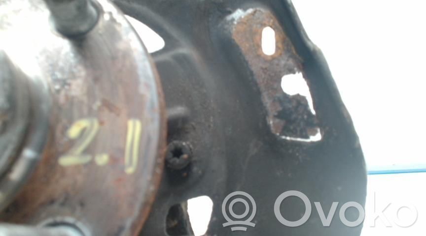 Toyota Yaris Cubo de rueda delantera
