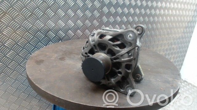Renault Captur Generatore/alternatore 