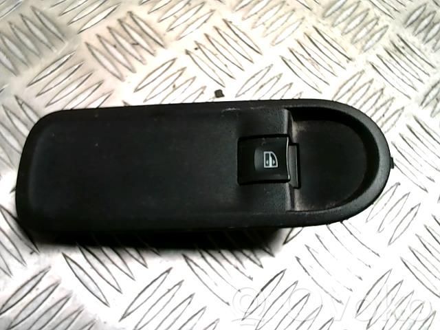 Przyciski szyb   8200602227,8200602227