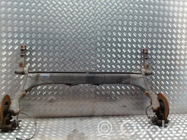 Hinterachse   8200121128,8200121128