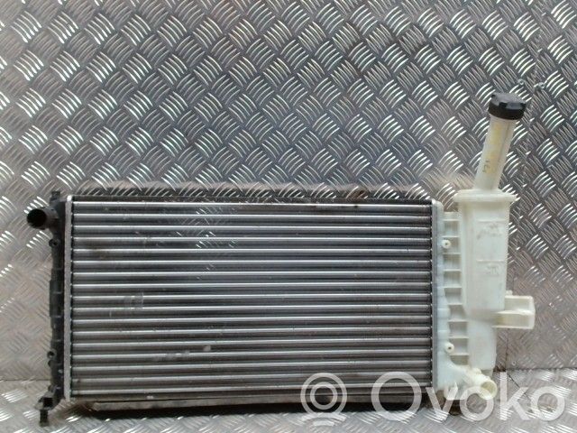 Fiat Punto (188) Set del radiatore 