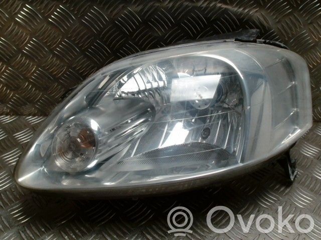 Volkswagen Fox Lente del faro