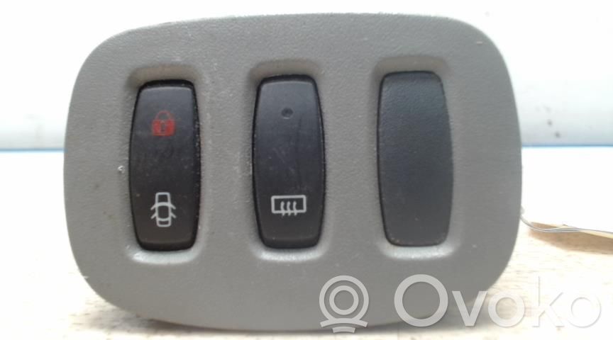 Botón interruptor de bloqueo de puertas   8200041254,8200041254