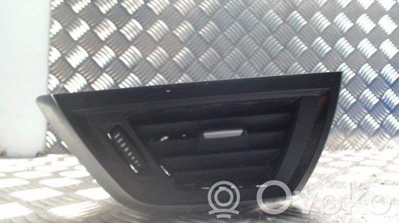 Rejilla de ventilación central del panel   64229205355,64229205355