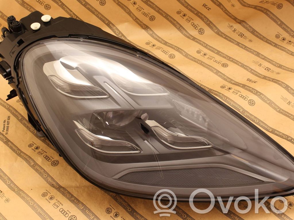 Porsche Cayenne (9Y0 9Y3) Lampa przednia 