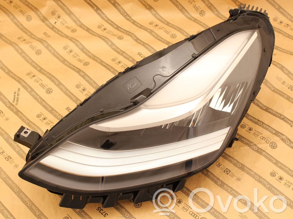 Tesla Model 3 Headlight/headlamp 