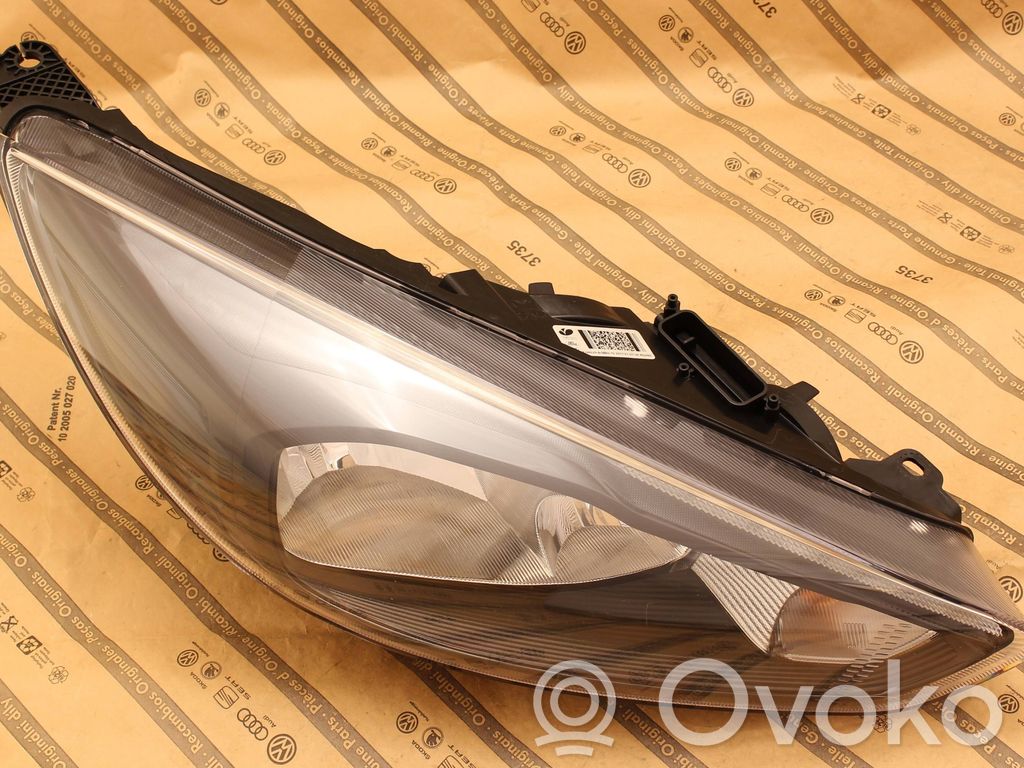Ford Focus Headlight/headlamp 