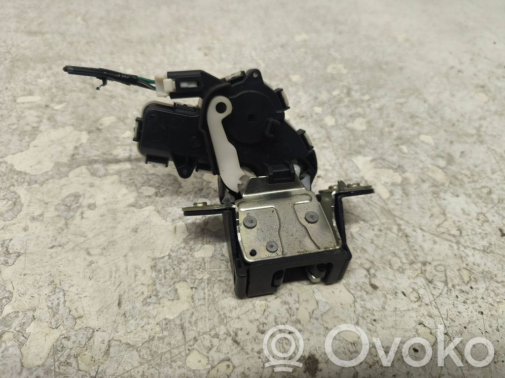 Mazda 3 II Tailgate lock latch 
