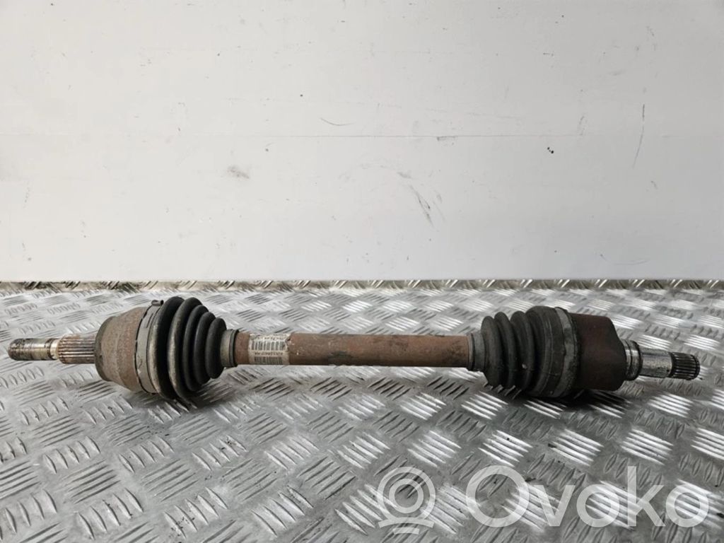 Ford Focus Kardanas komplekte 