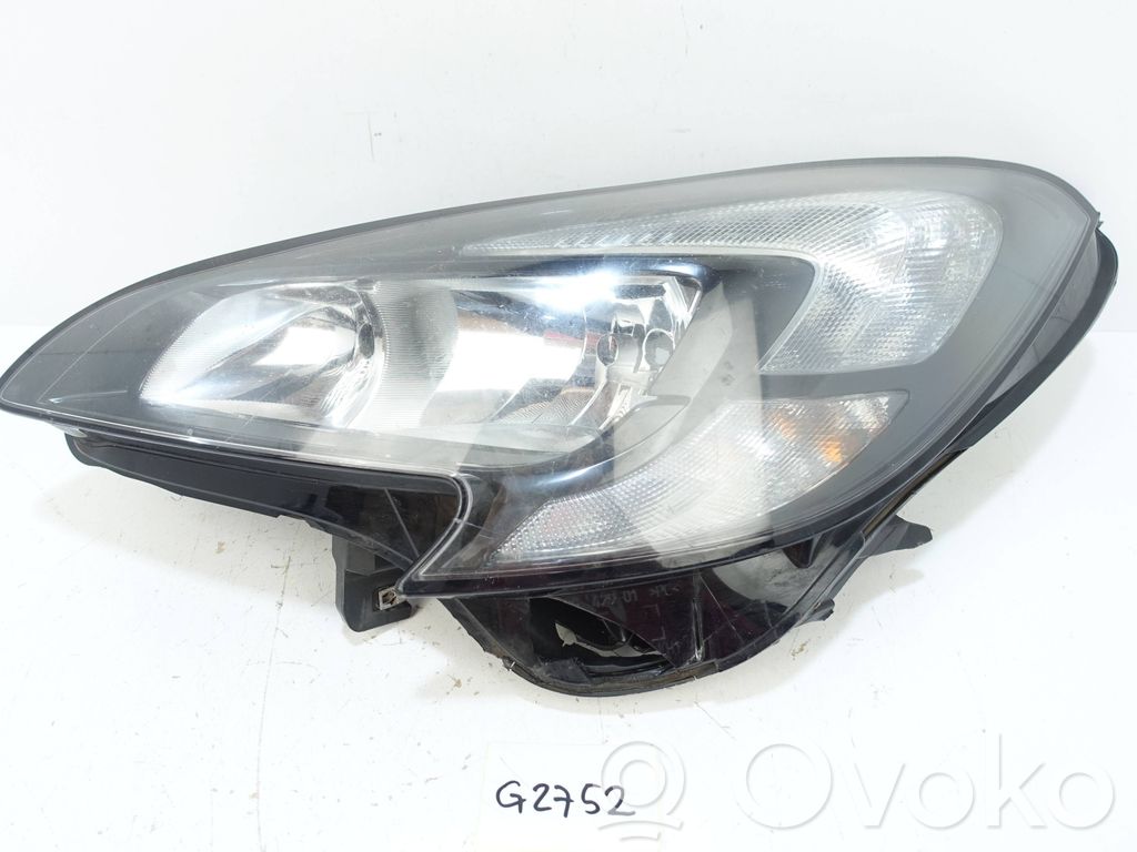 Opel Corsa E Headlight/headlamp 