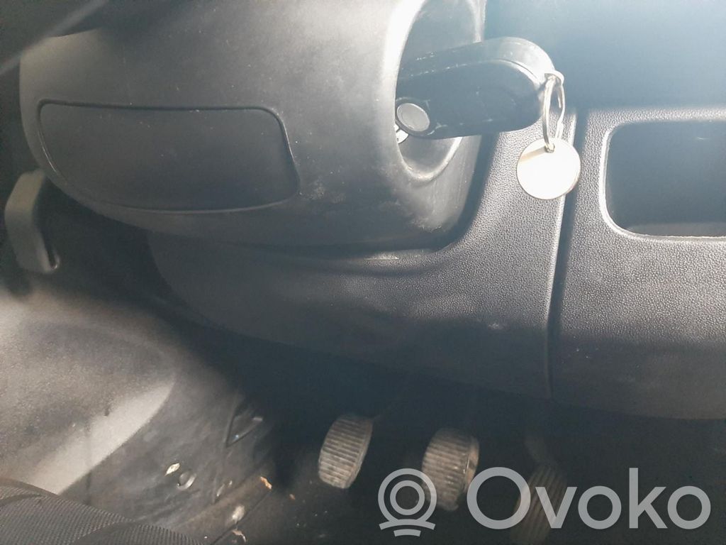 Ohjauspyörä   0051810487
