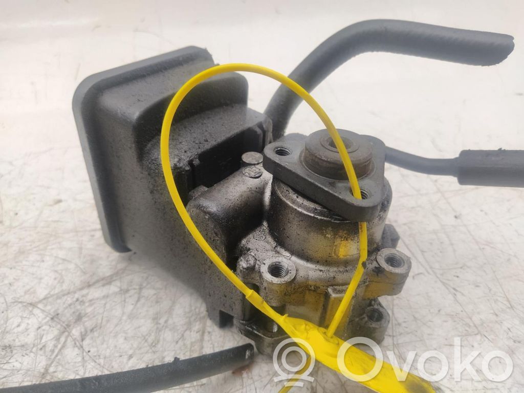 Bomba de dirección hidráulica   7691900513