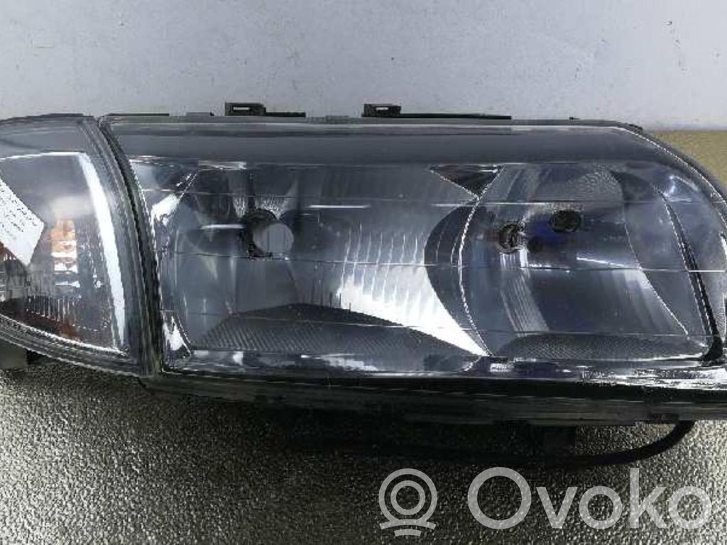 Headlight/headlamp   1040600