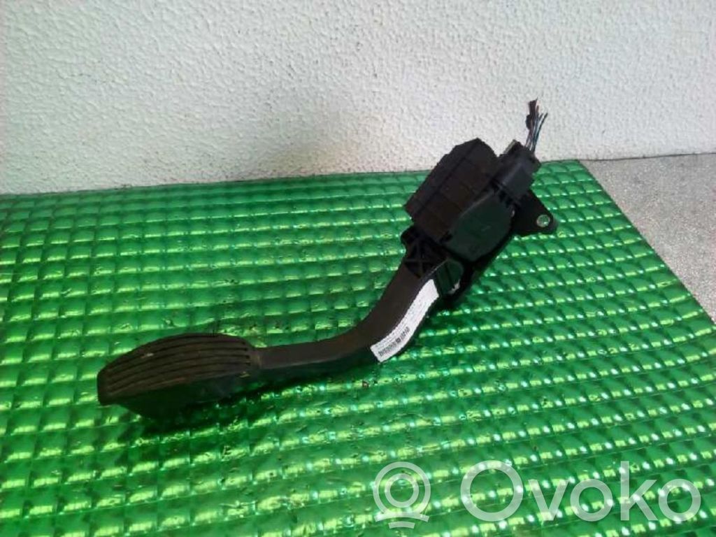 Pedal del acelerador   C497