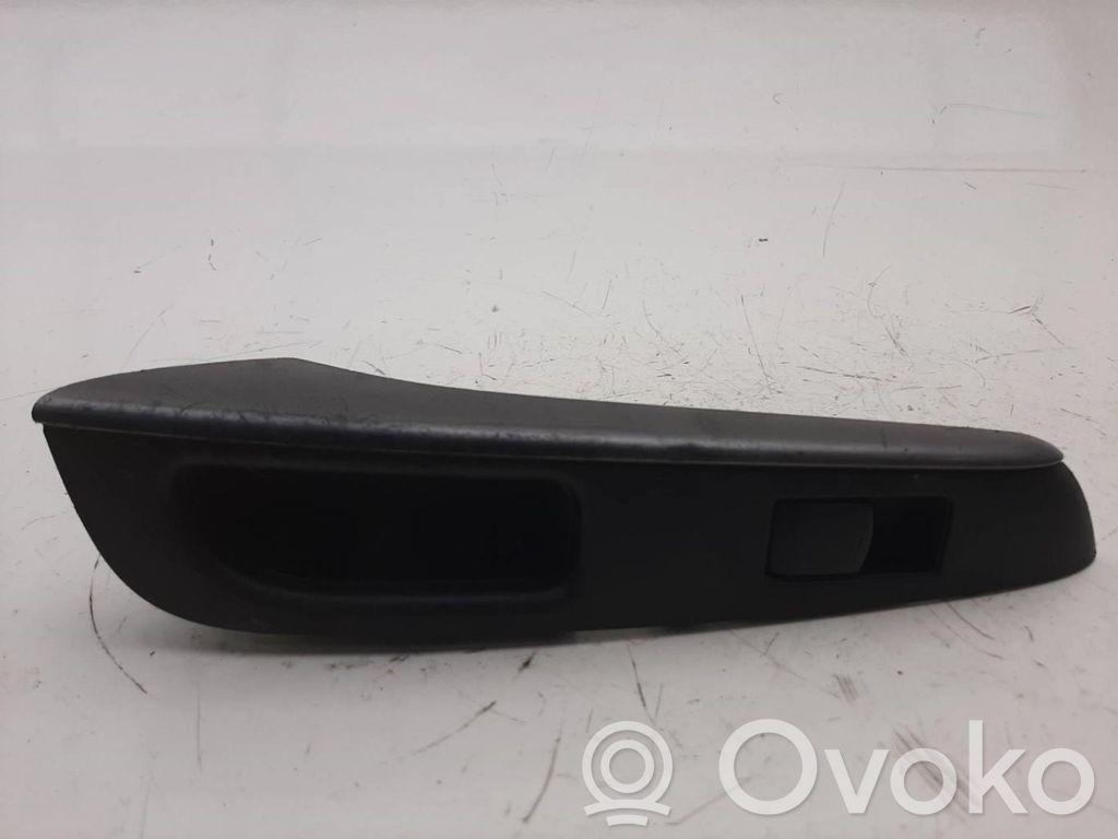 Nissan Note (E12) Electric window control switch 