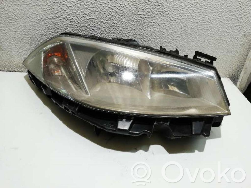 Renault Megane II Phare frontale