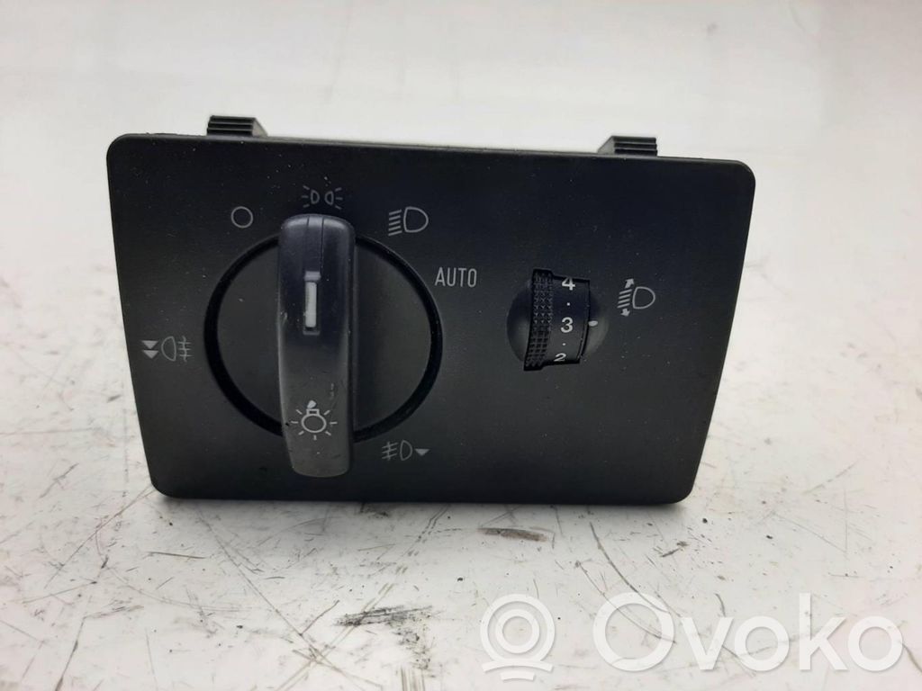 Comutator lumini   6S6T13A024AA