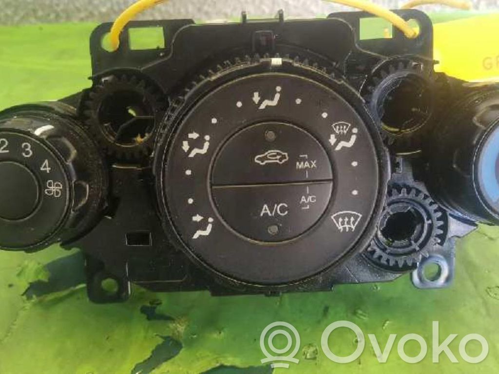 Climate control unit   8A6119980AF
