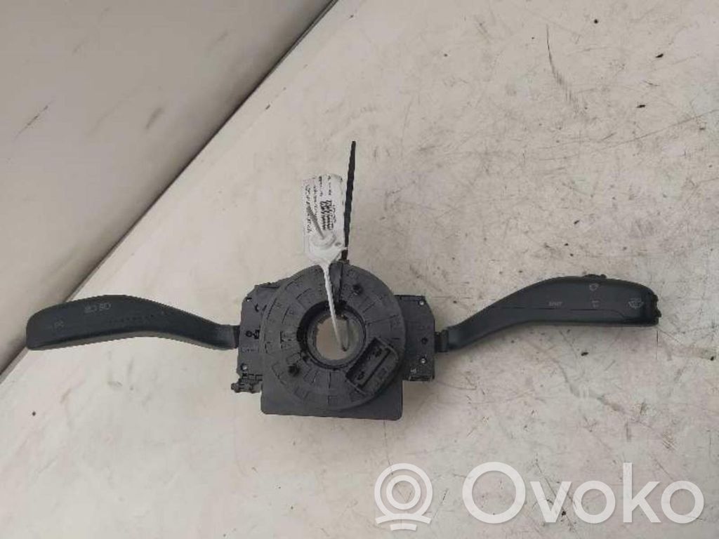 Interruptor de control multifunción   6Q0953503CG