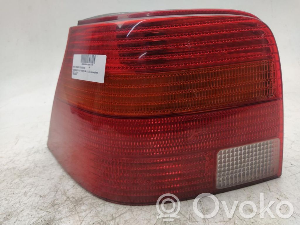 Volkswagen Golf V Feux arrière / postérieurs