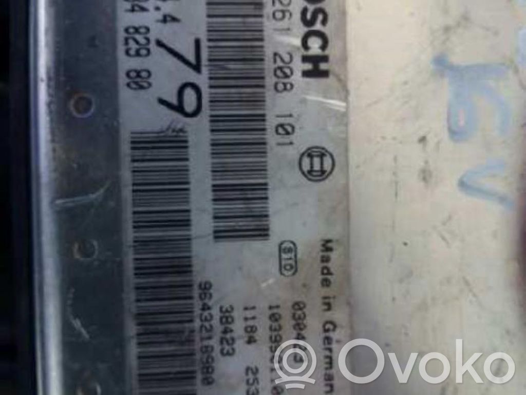 Unidad de control/módulo ECU del motor   0261208101